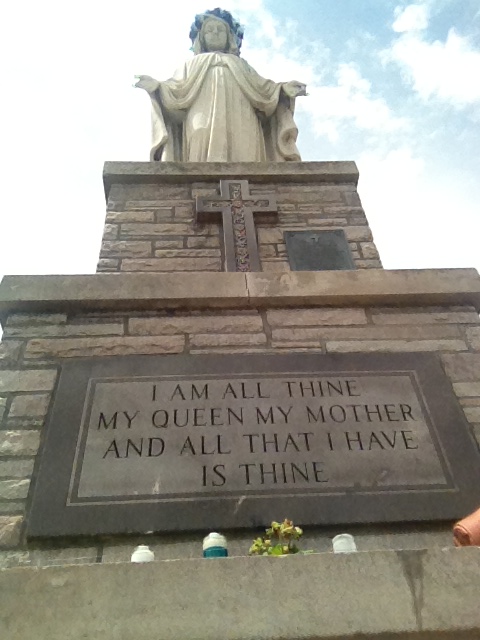 Indiana town at odds over Virgin Mary statues | WBEZ